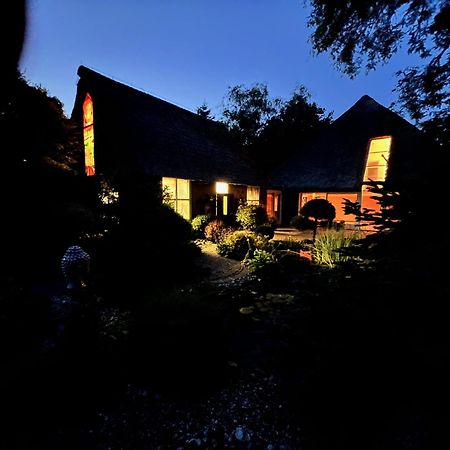 Dream Apartments Hoogwoud Bagian luar foto
